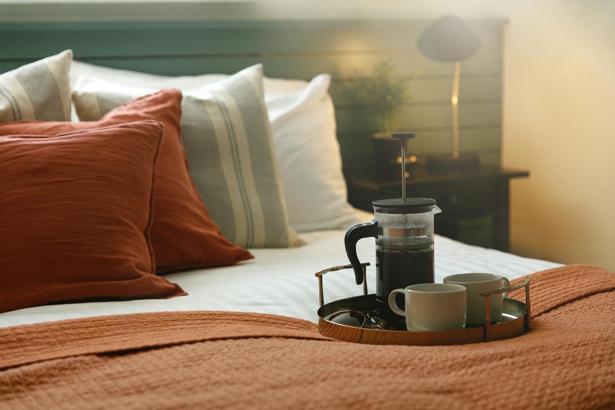 New Luxury For 2024 - Central Plymouth House - Sleeps 10 - Access To Plymouth Town - Close To The Barbican - Pets Welcome - Parking Available - By Luxe Living By Sophia Kültér fotó